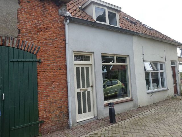 Zuiddijk 9, Oude-Tonge