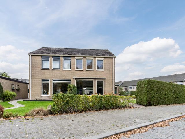 Bethesdastraat 27, Hoogeveen