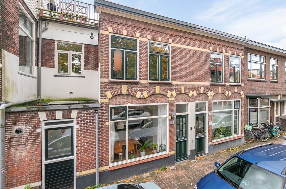 Oosterdwarsstraat 23