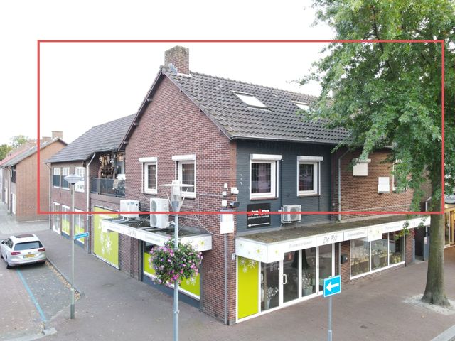 Raadhuisstraat 21, Panningen