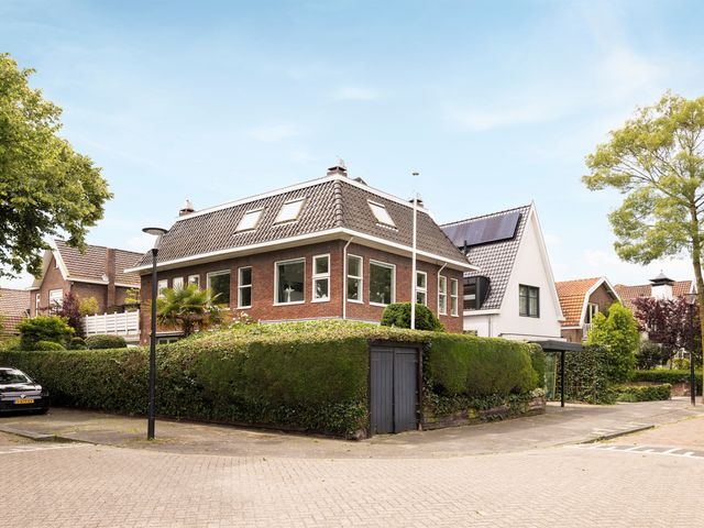 Scheijbeecklaan 32, Beverwijk