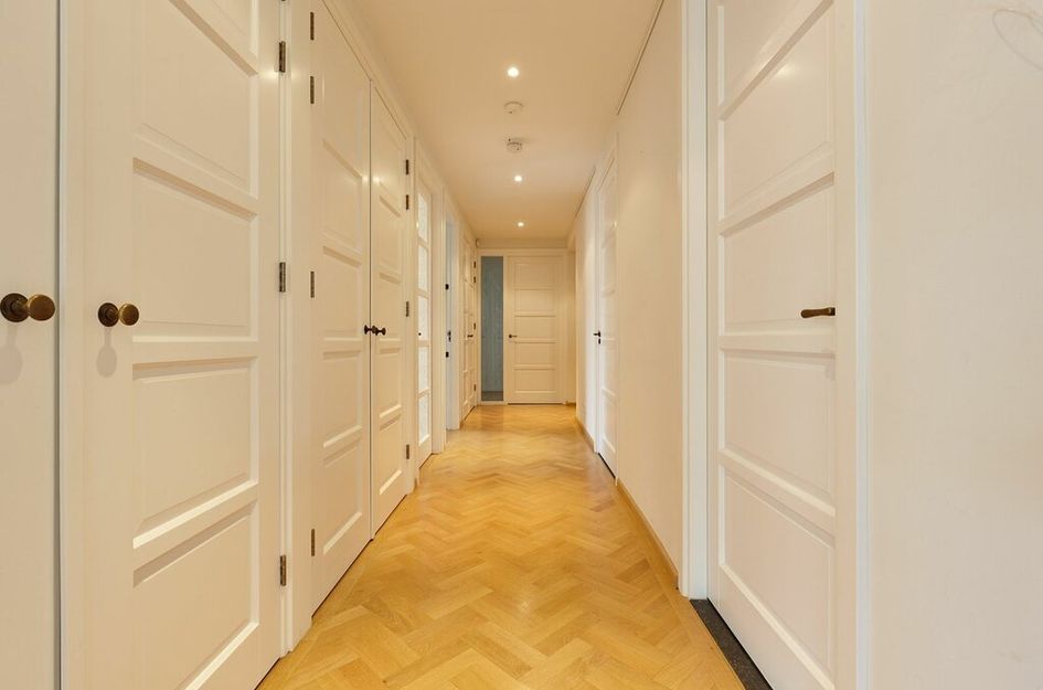 Bankastraat 127A