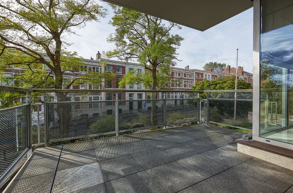 Bankastraat 127A