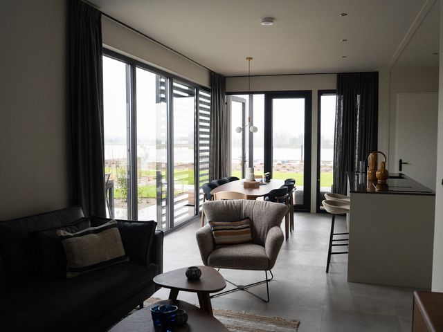 Rijnbandijk 10B, Eck en Wiel