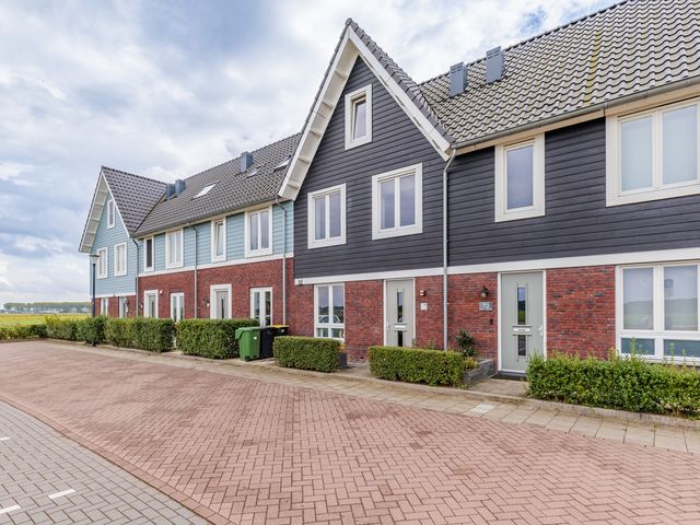 Akkerwinde 74, Zuid-Beijerland