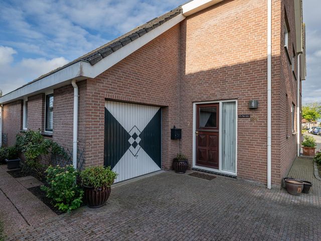 Jozefdreef 27, Oude-Tonge