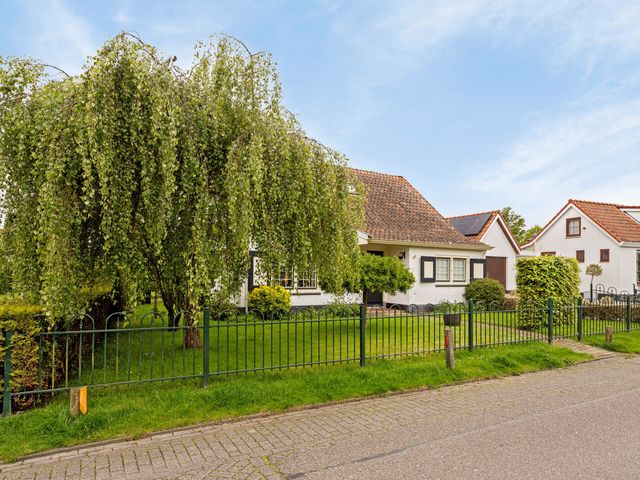 Weeldeweg 10, Burgh-Haamstede