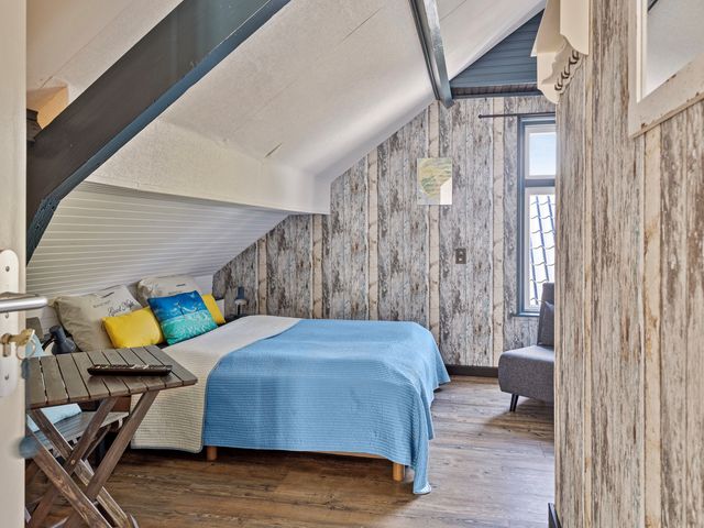 Weststraat 11, Burgh-Haamstede