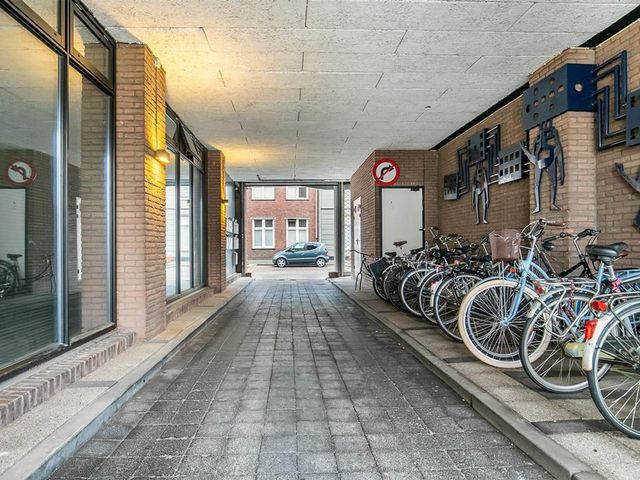 Meerten Verhoffstraat 11B2, Breda