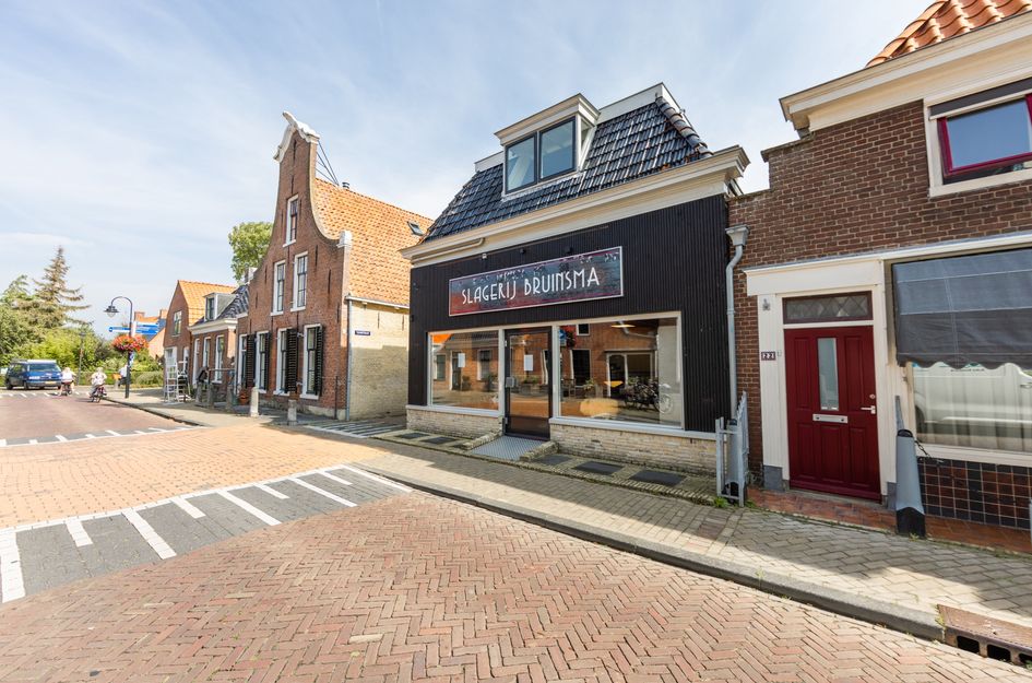 Kerkstraat 24