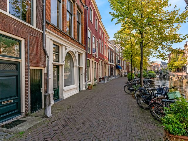 Oude Rijn 11ab, Leiden