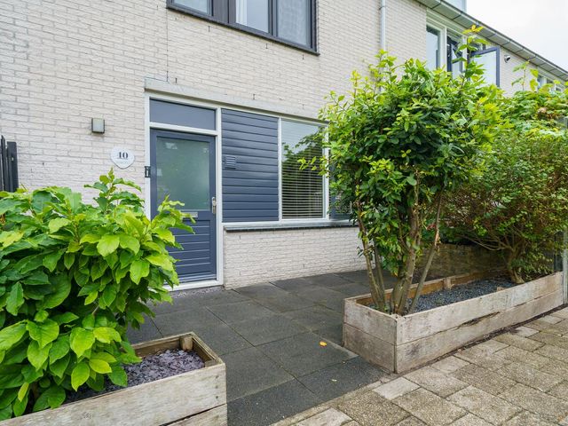 L.C. van der Vlugtstraat 40, Almere