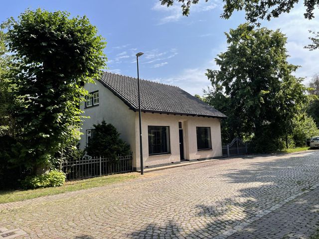 Vijfhuizen 7, Oosterhout