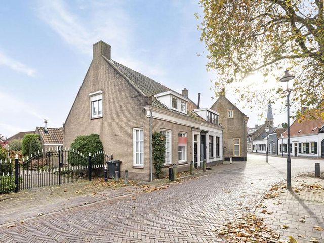 Raadhuisstraat 51, Terheijden