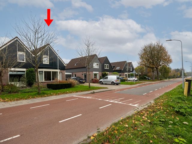 Koewijzend 24B, Blokker