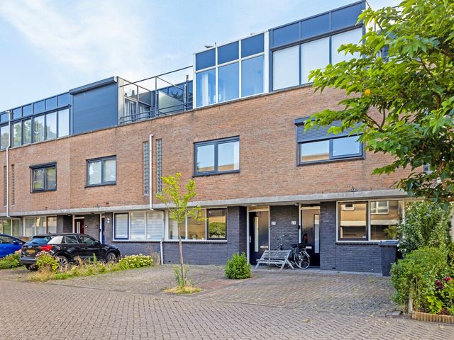 Mommastraat 27, Wateringen