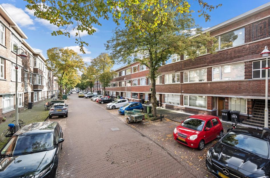 Linnaeusstraat 106A