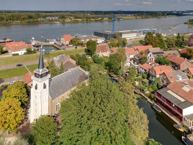 Schouteneinde 27B , Puttershoek
