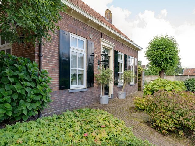 Arent van Lierstraat 27A, Puttershoek