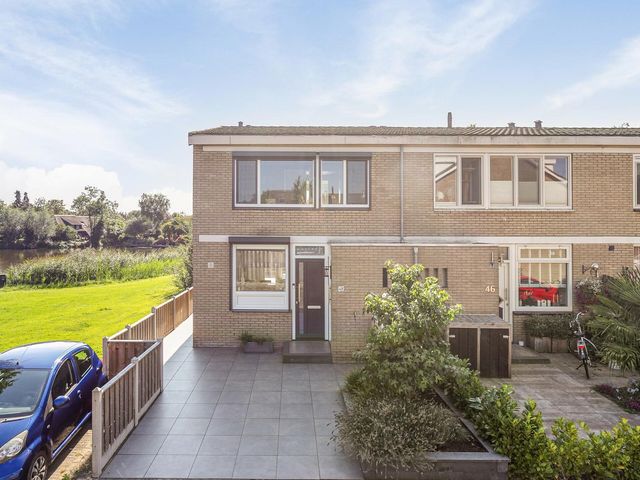 Brandgansstraat 48, Strijen