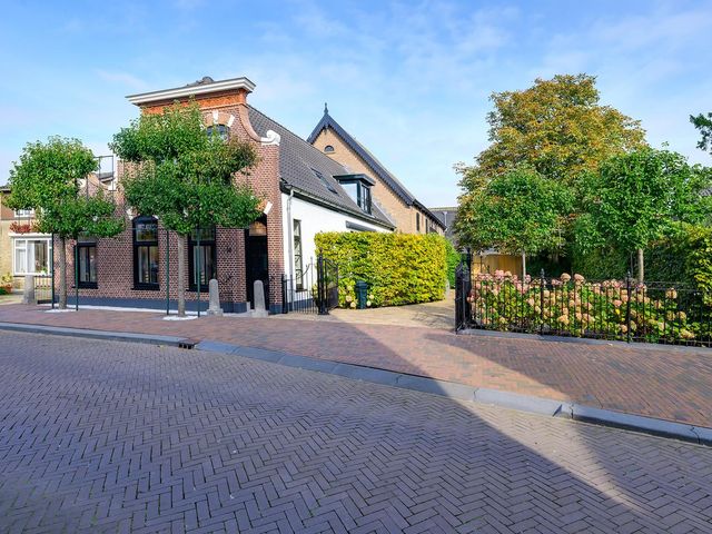 Langestraat 10, 'S-Gravendeel