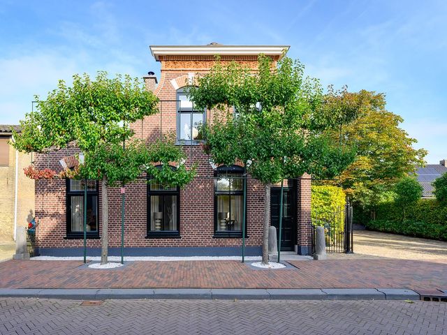 Langestraat 10, 'S-Gravendeel