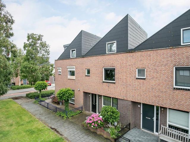Stravinskypad 26, Oud-Beijerland
