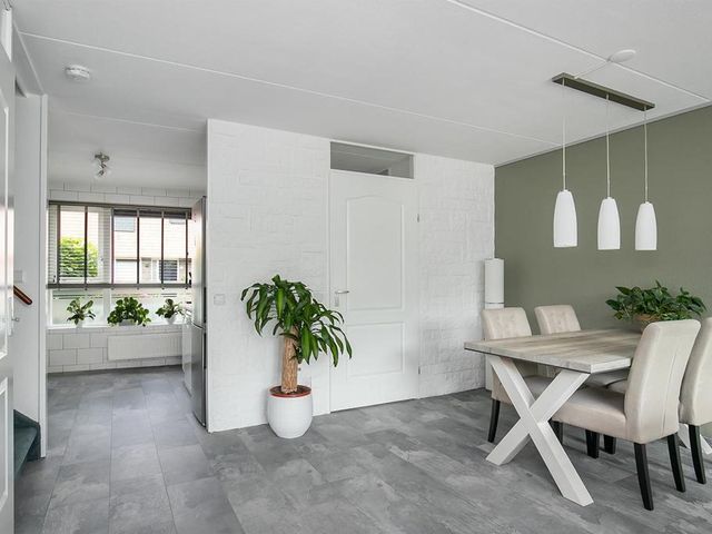 Stravinskypad 26, Oud-Beijerland