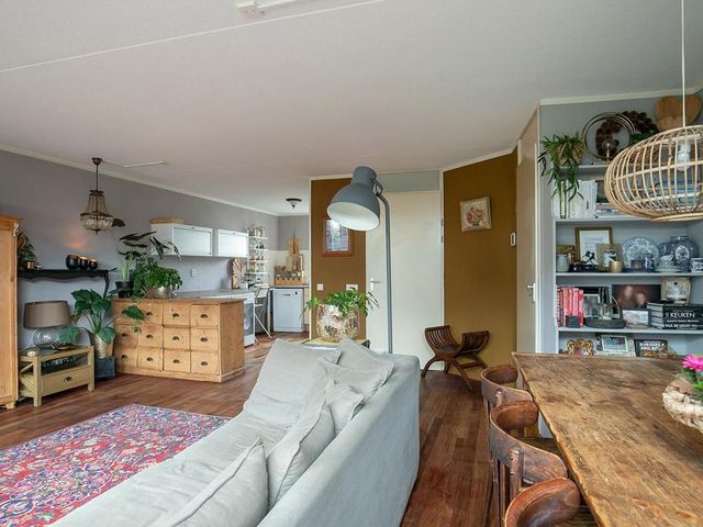 Rubinsteinplein 3, Oud-Beijerland