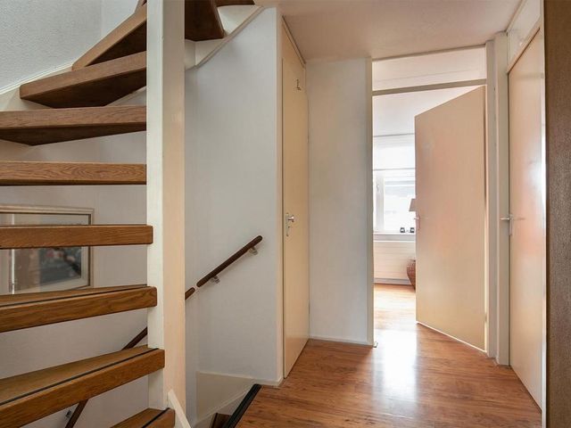 Rubinsteinplein 3, Oud-Beijerland