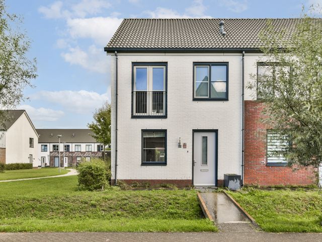 Rosmertastraat 12, Almere