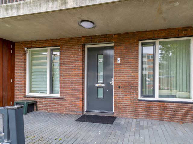 S Van Houtenlaan 2, Schiedam