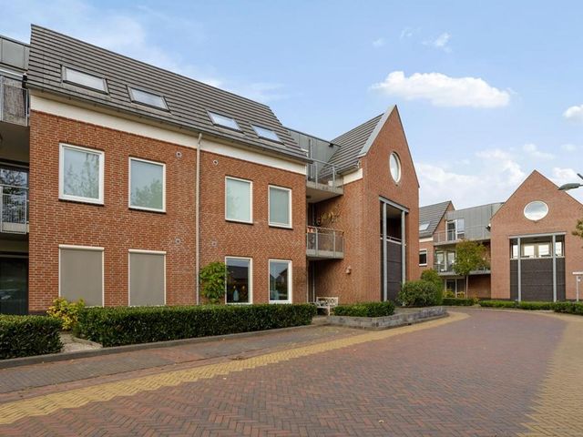 Stoeterij 8, Huissen