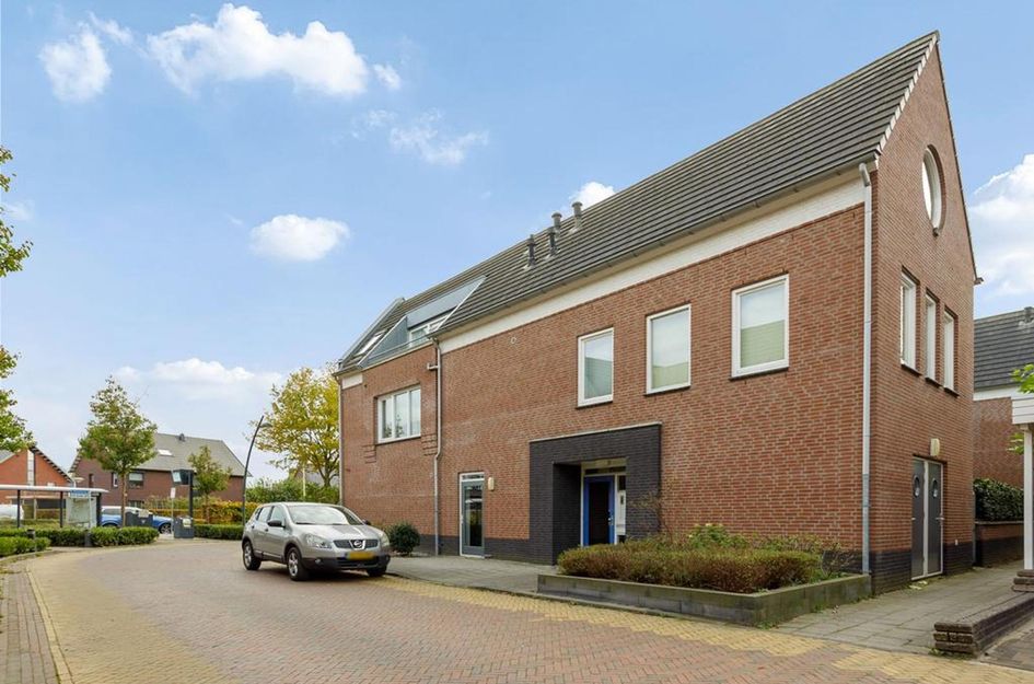 Stoeterij 8