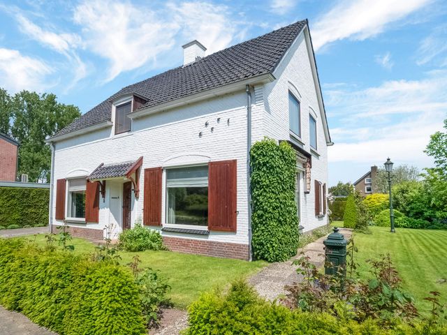 Sterreschans 3, Doornenburg