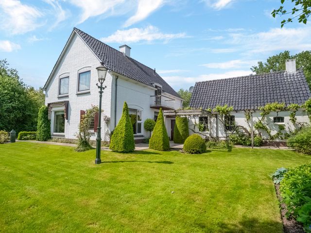 Sterreschans 3, Doornenburg