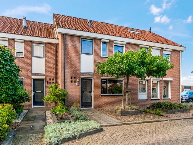 Scherpe Hoek 84, Doornenburg