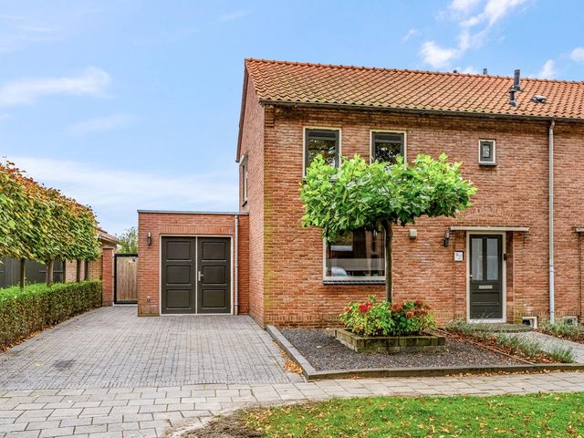van Heekstraat 9, Doornenburg