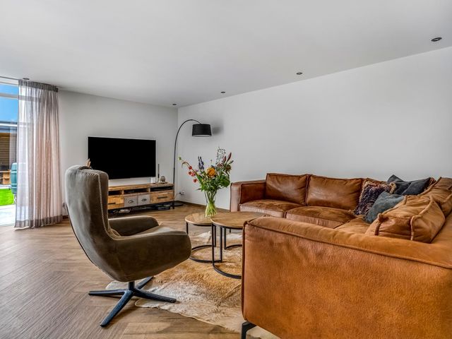 van Heekstraat 9, Doornenburg