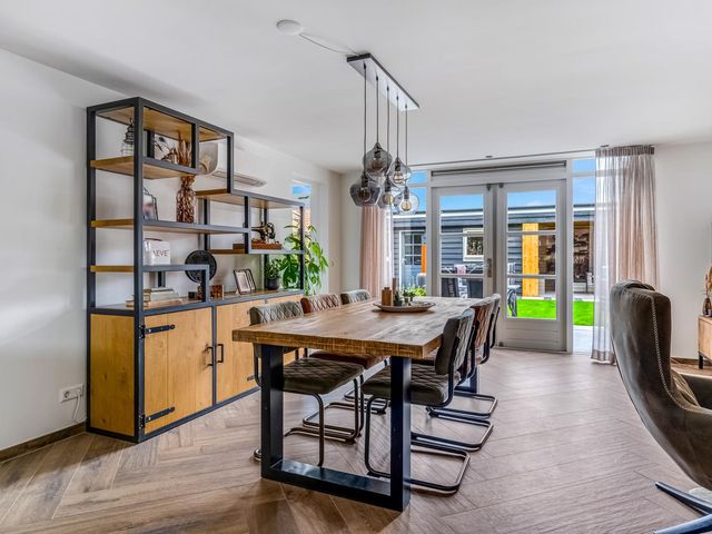van Heekstraat 9, Doornenburg