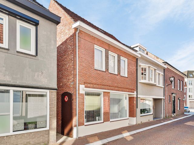 Kleine Bagijnestraat 6, Hulst