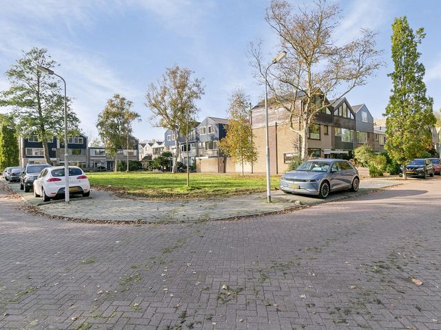 Fluitekruidweg 178, Zaandam