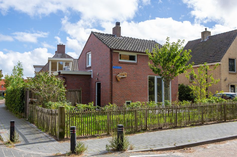 Zeedistelstraat 9