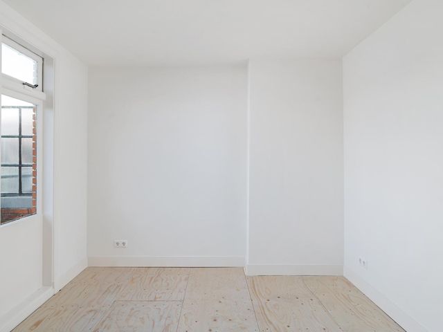 Waterloostraat 117a02, Rotterdam