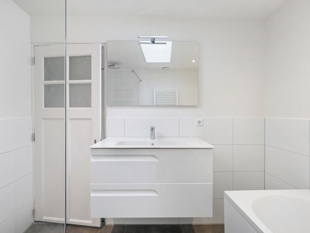 Waterloostraat 117a02, Rotterdam