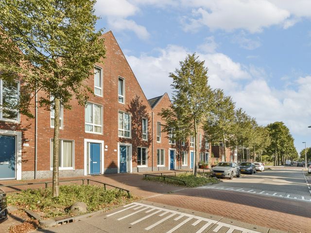 Markengouw 420, Amsterdam