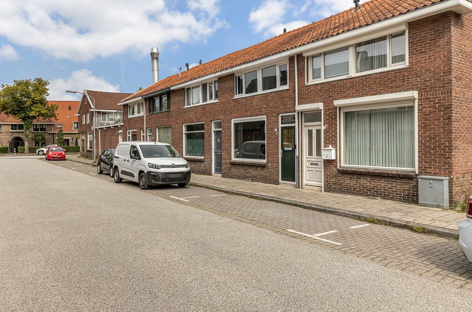 De Josselin de Jongstraat 10