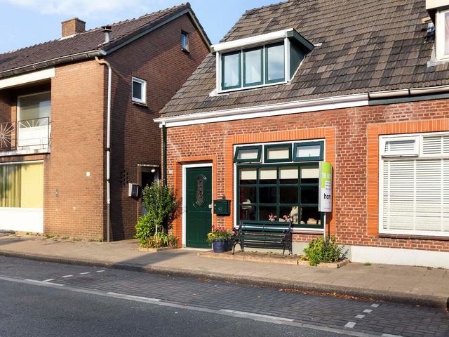 Tolstraat 35, Enschede