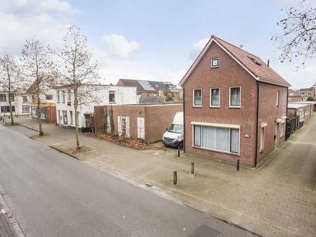 Lage Bothofstraat 324, Enschede