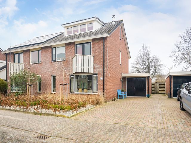 De Hoefslag 23, Dronten